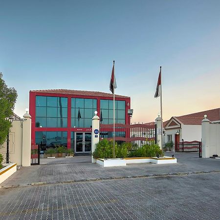 Royal Residence Hotel Apartments Umm al-Qaiwain Exterior foto
