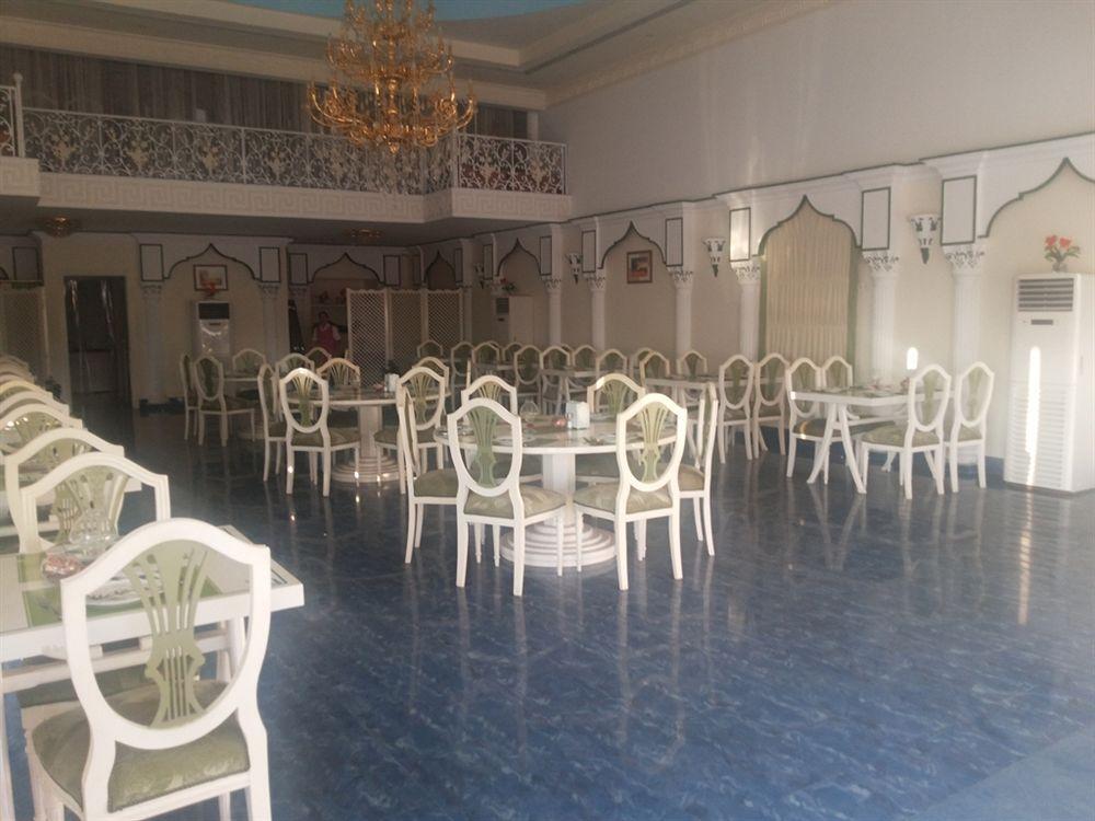 Royal Residence Hotel Apartments Umm al-Qaiwain Exterior foto