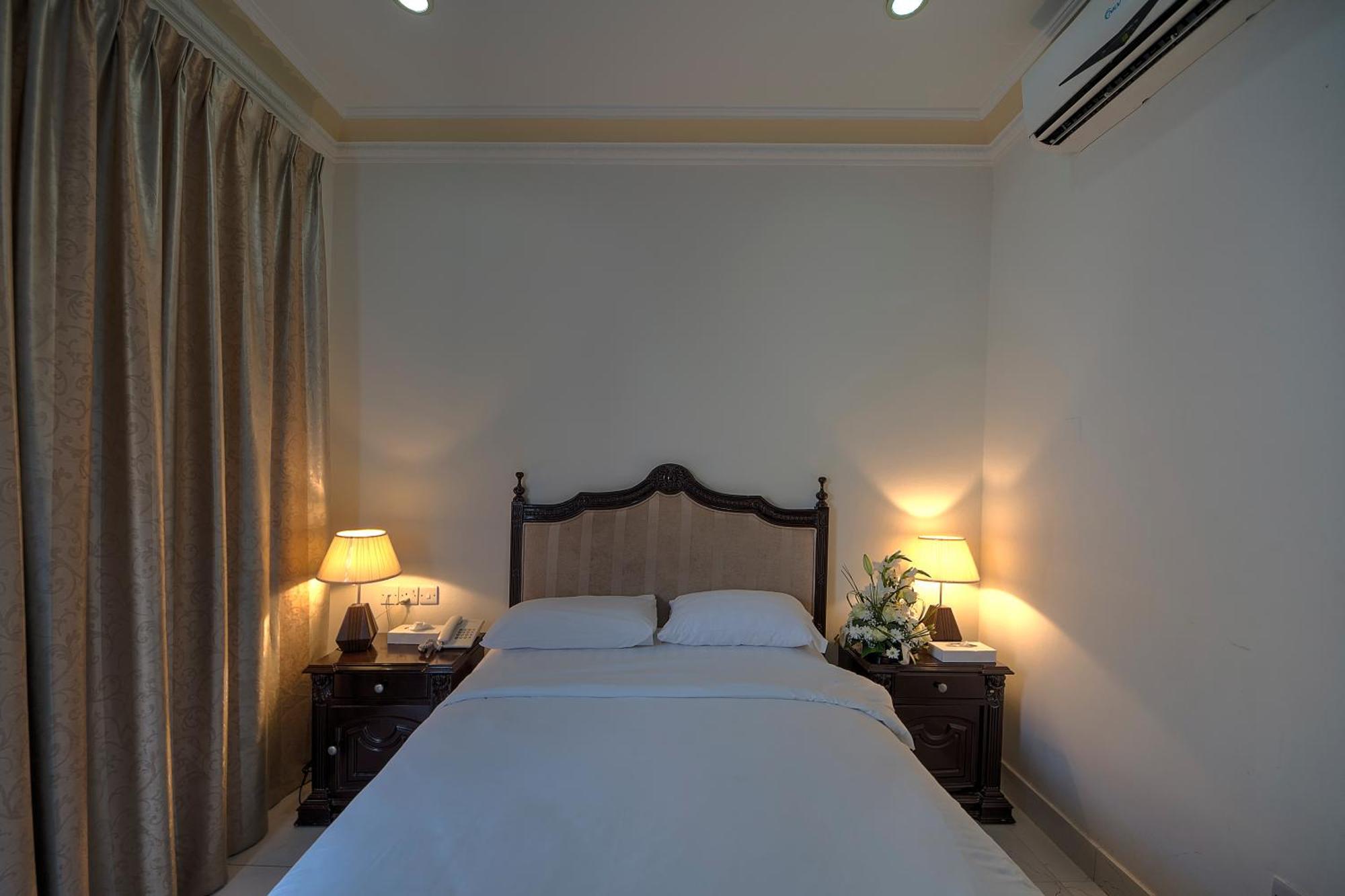 Royal Residence Hotel Apartments Umm al-Qaiwain Exterior foto