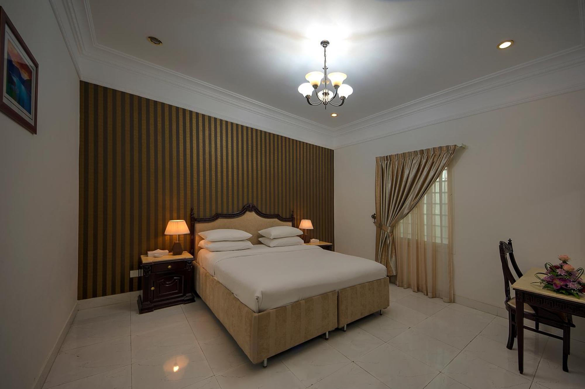 Royal Residence Hotel Apartments Umm al-Qaiwain Exterior foto
