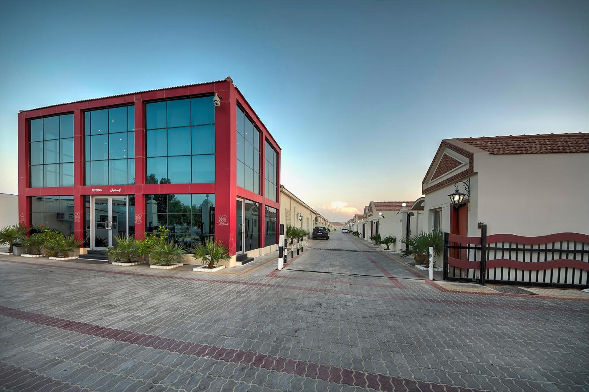 Royal Residence Hotel Apartments Umm al-Qaiwain Exterior foto