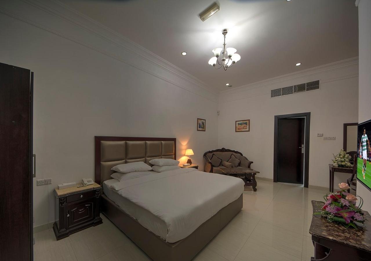 Royal Residence Hotel Apartments Umm al-Qaiwain Exterior foto